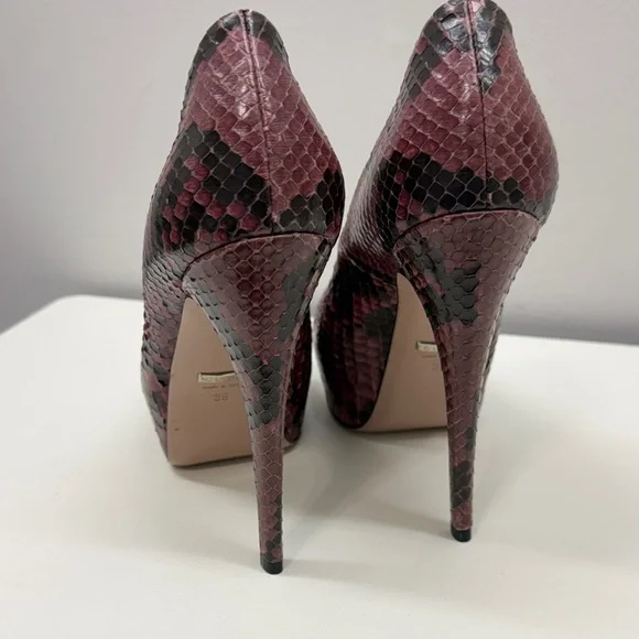 GUCCI PINK BLACK SNAKESKIN OPEN TOE PLATFORM PUMPS SIZE 36 EXCELLENT COND - Picture 4 of 12